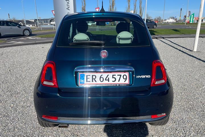 Blå Fiat 500 fra 2021
