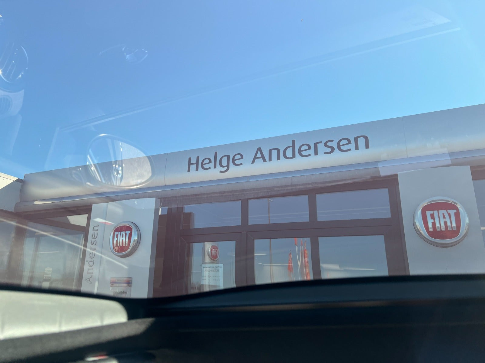 Blå Fiat 500 fra 2021