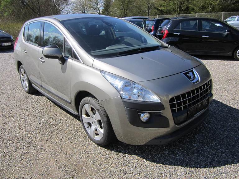 Peugeot 3008 1,6 Premium 120HK 5d
