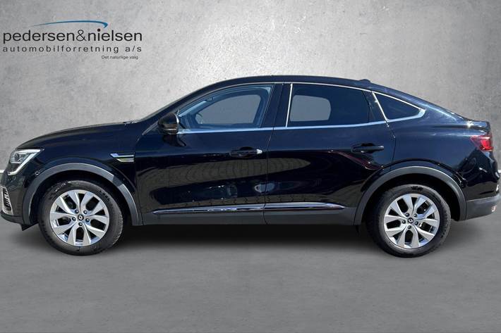 Sort Renault Arkana fra 2022