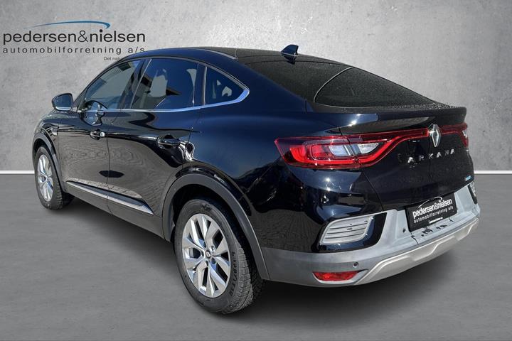 Sort Renault Arkana fra 2022