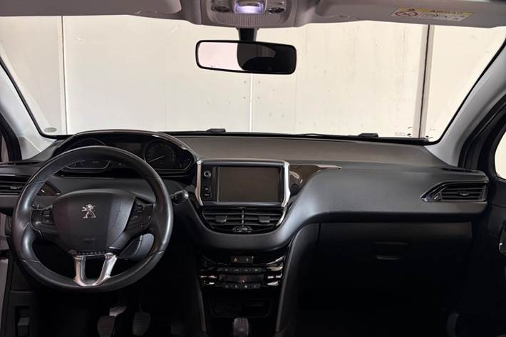 undefined Peugeot 208 fra 2016