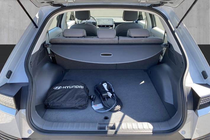 Grå Hyundai Ioniq 5 fra 2022