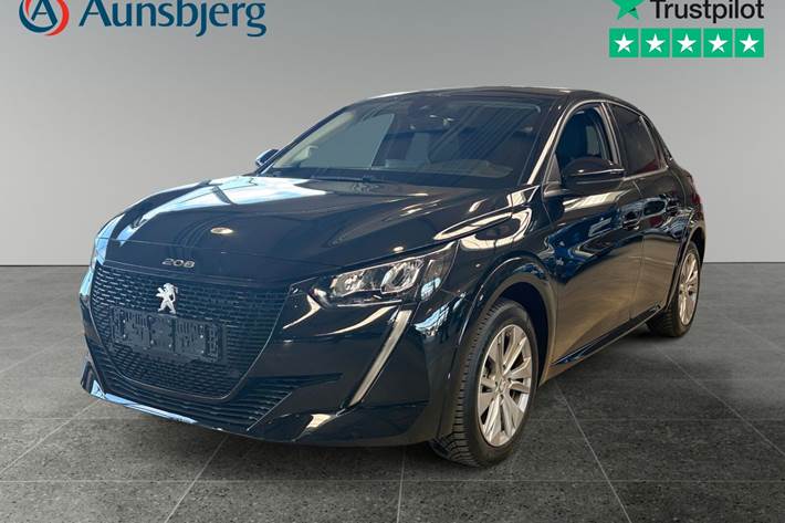 Sort Peugeot e-208 fra 2023