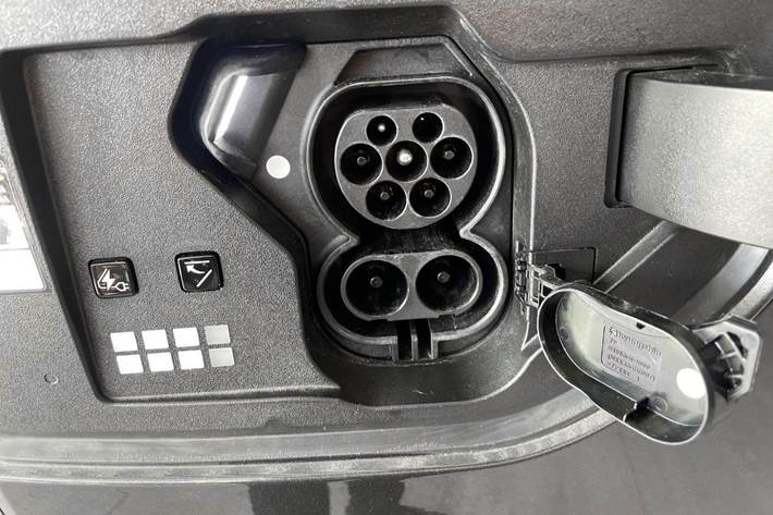 Grå Hyundai Ioniq 9 fra 2026