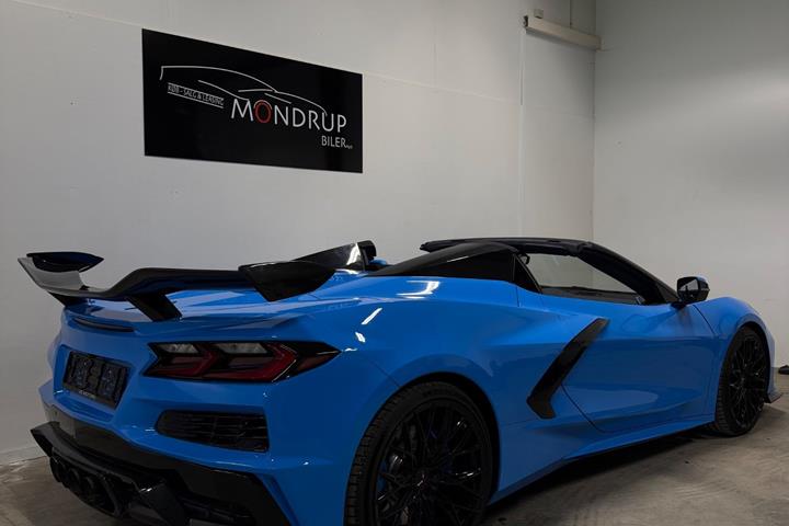 Blå Chevrolet Corvette fra 2020