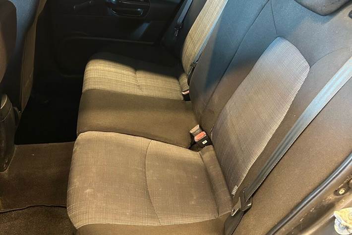 Grå Kia Ceed fra 2011