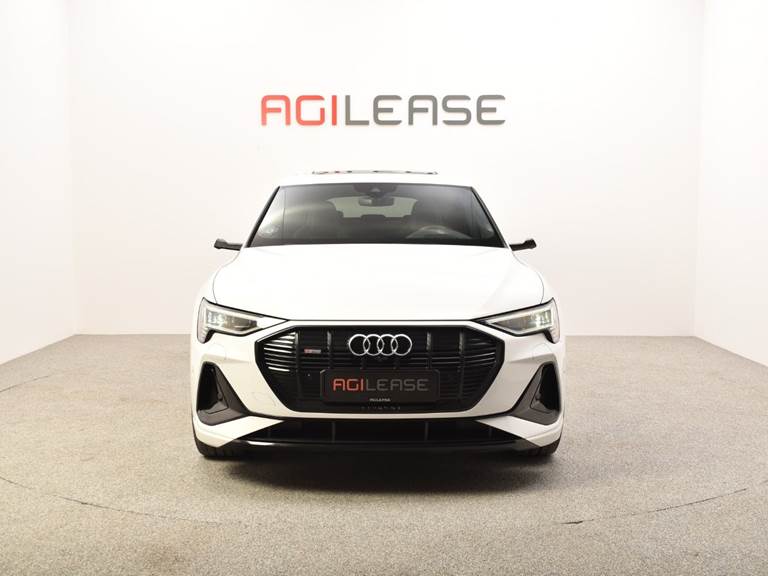 Audi e-tron 55 S-line Sportback quattro