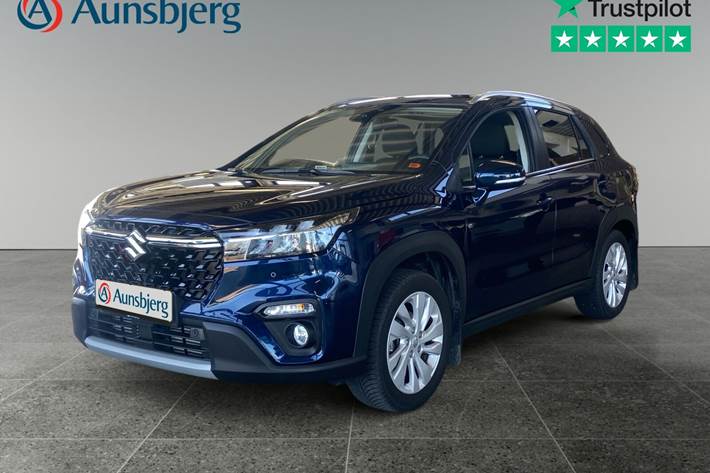 Blå Suzuki S-Cross fra 2024