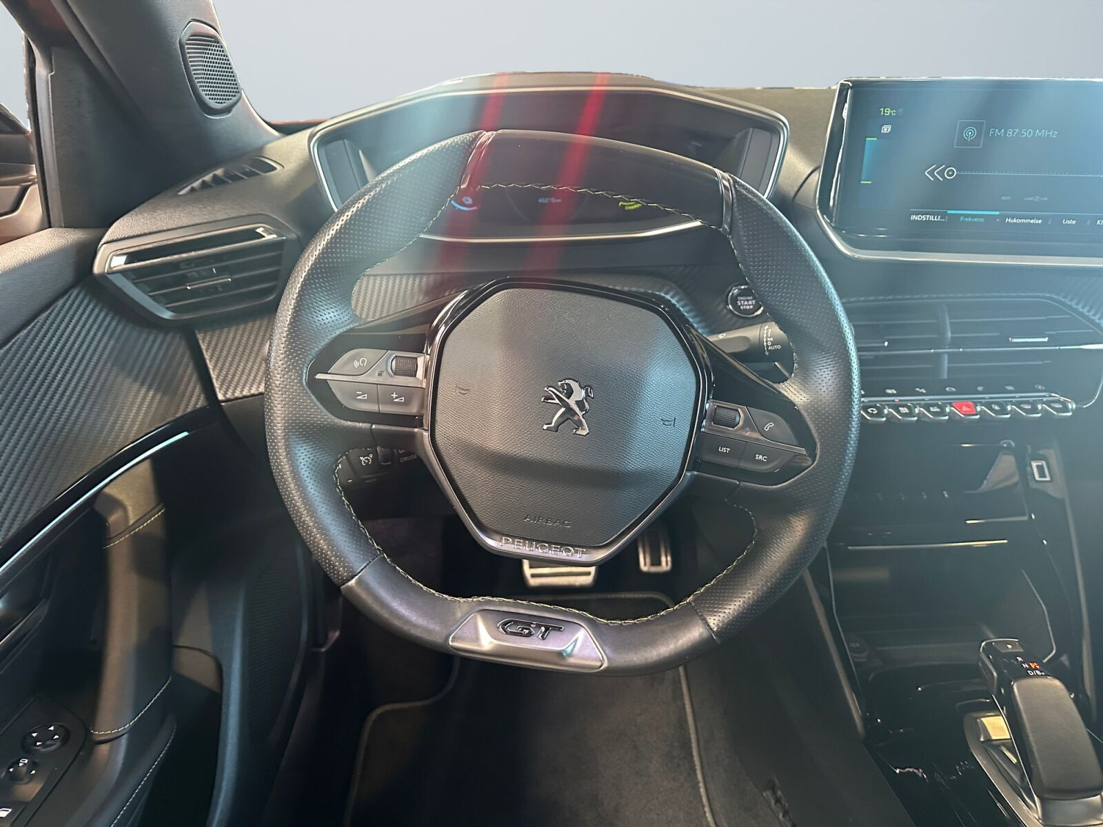 Bronze Peugeot e-2008 fra 2021