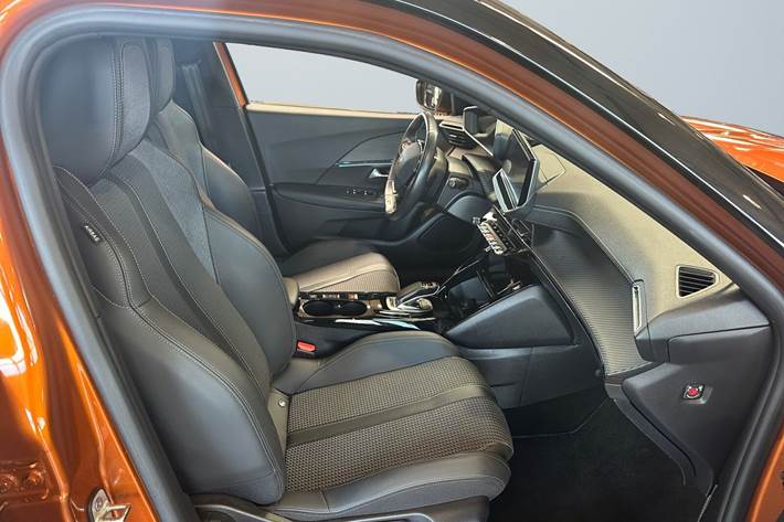 Bronze Peugeot e-2008 fra 2021