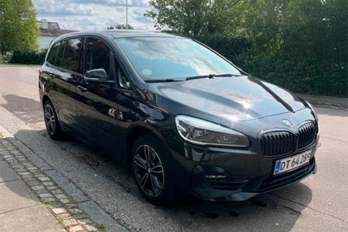Sort BMW 220i fra 2019