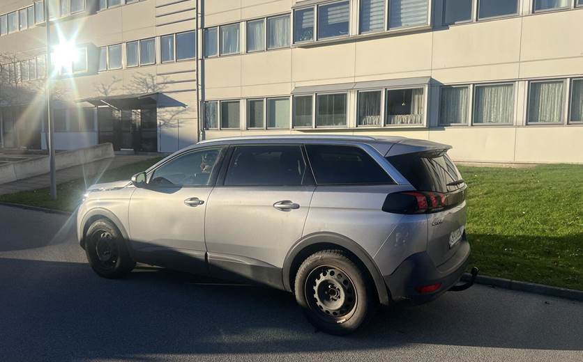 Peugeot 5008 1,2 PureTech 130 Access 7prs