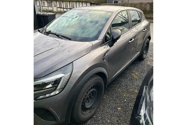 Grå Renault Captur fra 2020