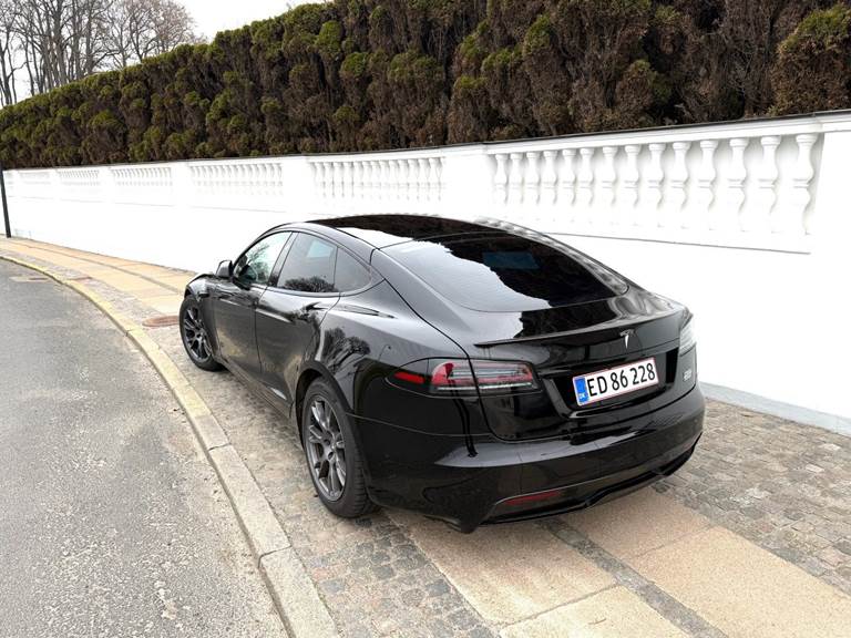 Tesla Model S Plaid AWD