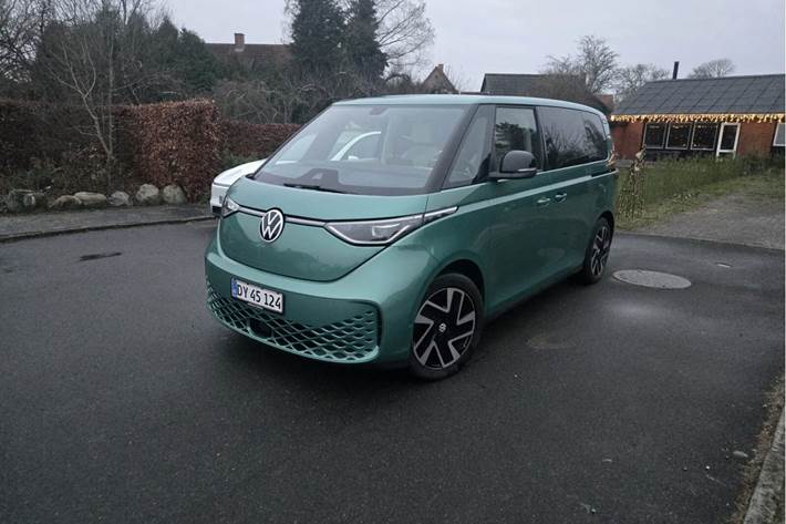 Grøn VW ID.Buzz fra 2023