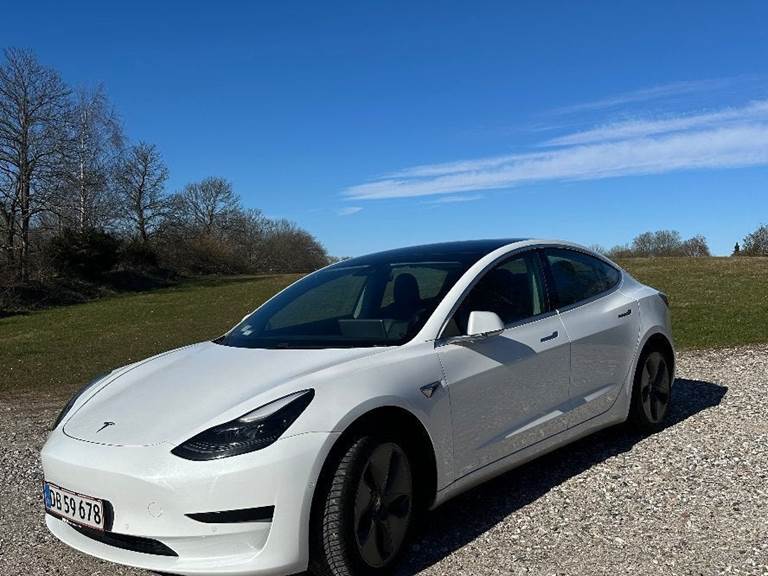 Tesla Model 3 Standard Range+ RWD