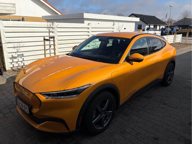 Ford Mustang Mach-E 88 Premium Extended Range