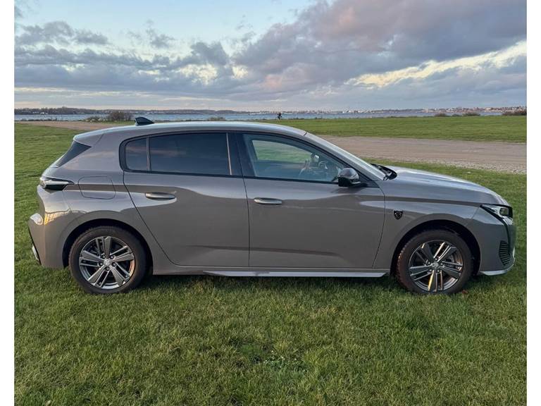 Peugeot E-308 54 First Edition