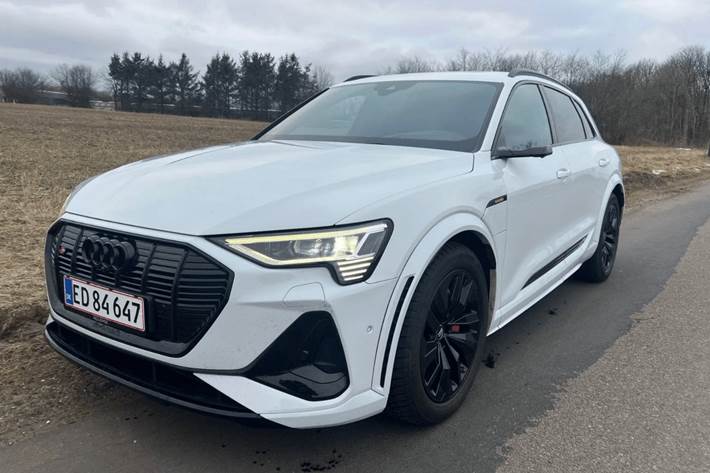 Hvid Audi e-tron S fra 2021