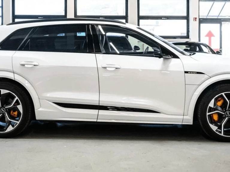 Audi e-tron S quattro