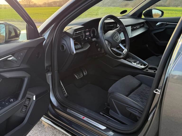 Audi A3 45 TFSi e S-line Sportback S-tr.