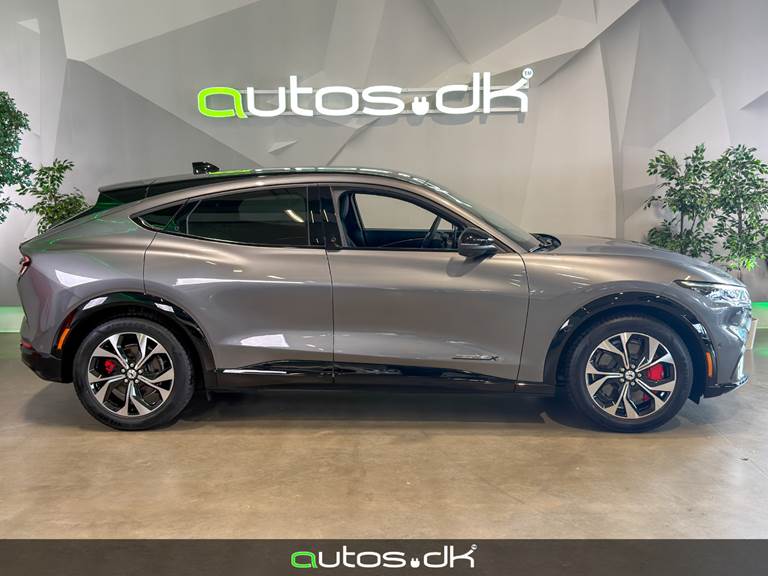 Ford Mustang Mach-E 88 Premium Extended Range