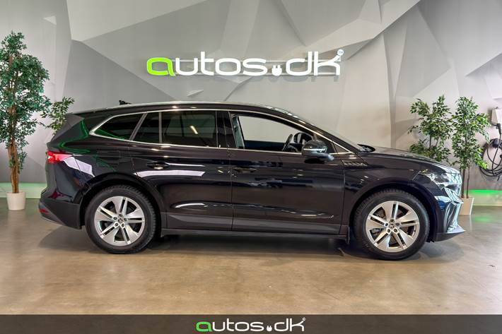 Sort Skoda Enyaq fra 2024