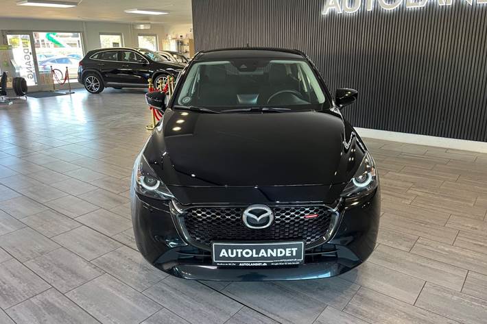 Sort Mazda 2 fra 2023