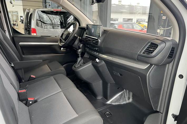 Hvid Peugeot Expert fra 2025