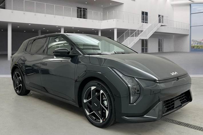 Grå Kia EV4 fra 2026