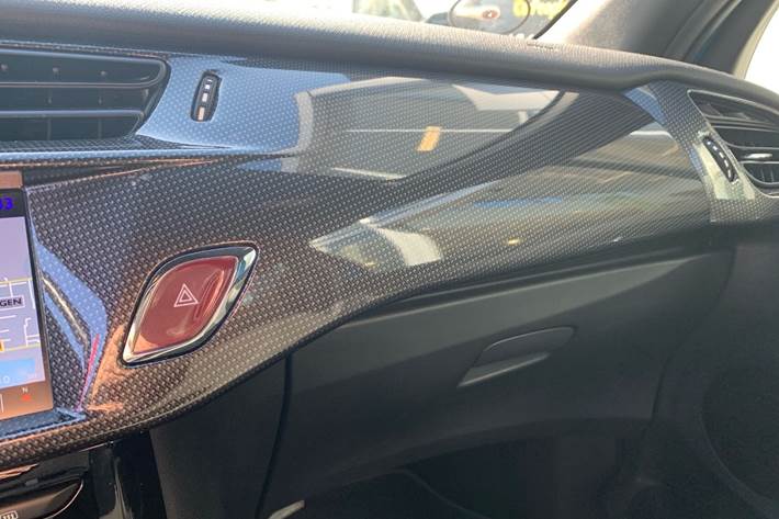 Blå DS DS3 fra 2016