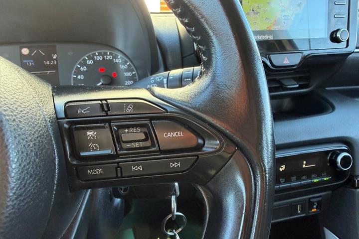 undefined Toyota Yaris fra 2022