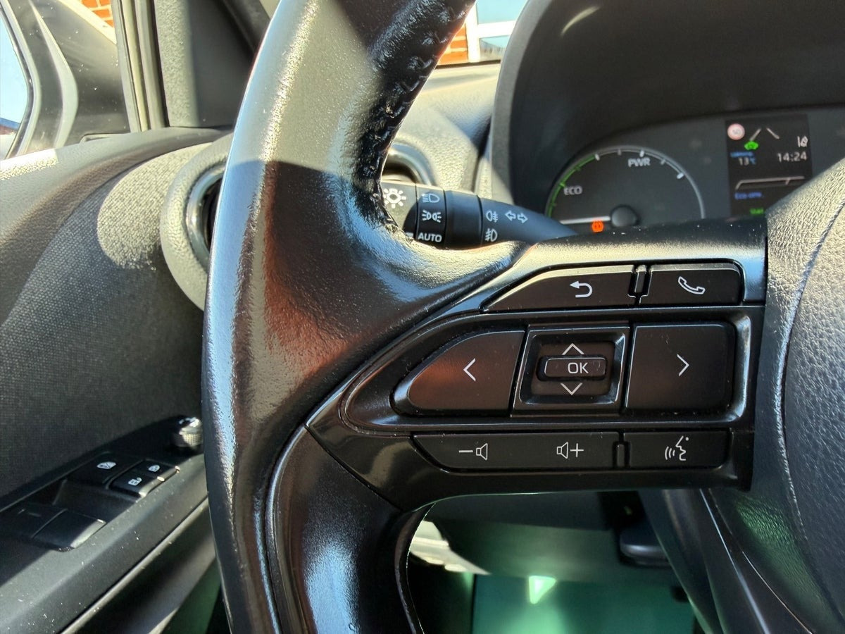 undefined Toyota Yaris fra 2022
