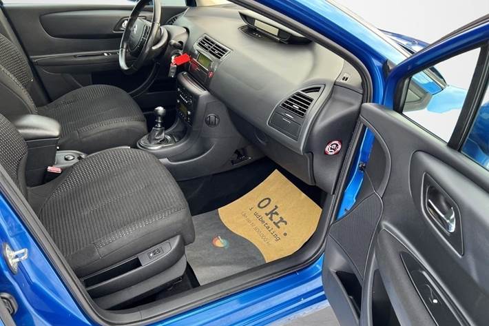 Blå Citroën C4 fra 2009