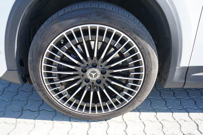 Hvid Mercedes EQA250 fra 2023