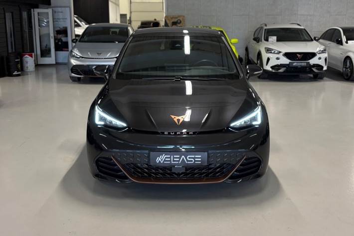 Sort Cupra Born fra 2024