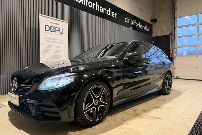 Sort Mercedes C220 d fra 2019