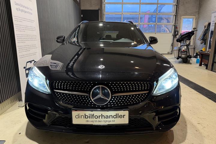 Sort Mercedes C220 d fra 2019