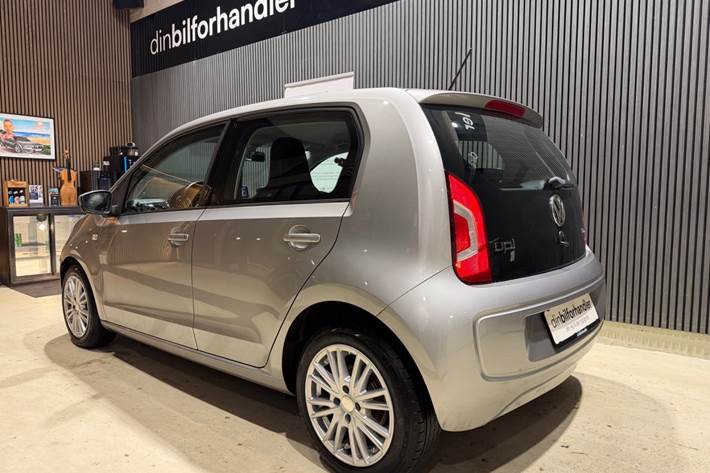 Grå VW UP! fra 2015