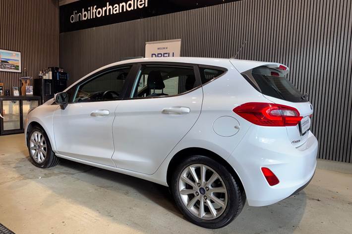 Hvid Ford Fiesta fra 2018
