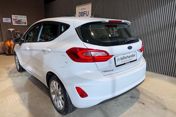 Hvid Ford Fiesta fra 2018