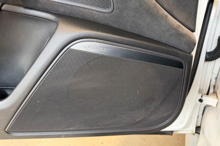 Hvid Audi A6 fra 2013