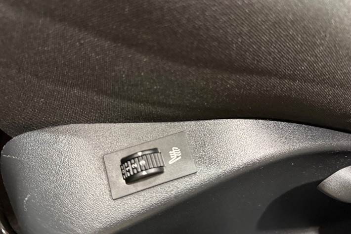 Hvid Peugeot 2008 fra 2014