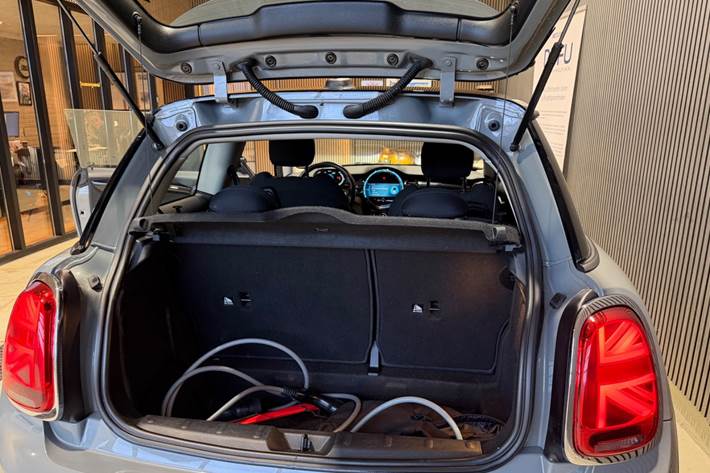 Grå Mini Cooper SE fra 2022