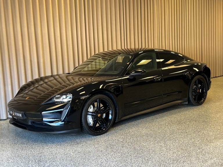 Porsche Taycan Performance+