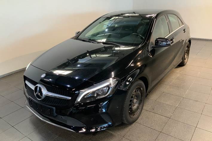 Sort Mercedes A200 fra 2016