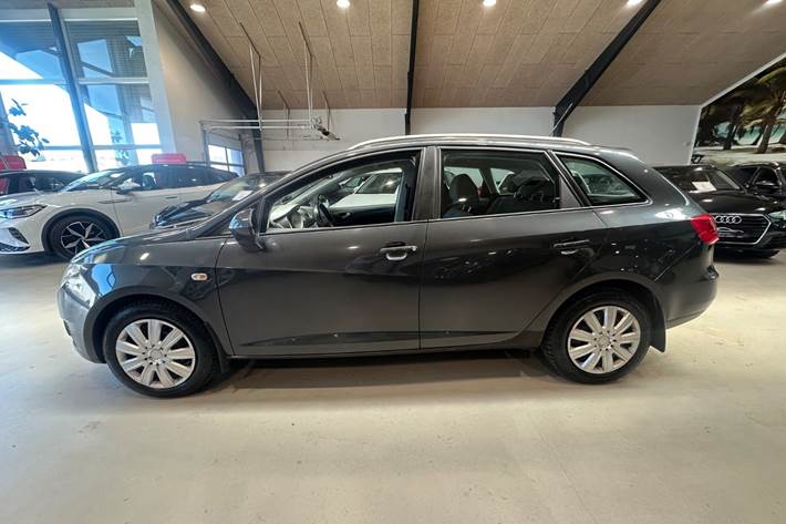 Grå Seat Ibiza fra 2010