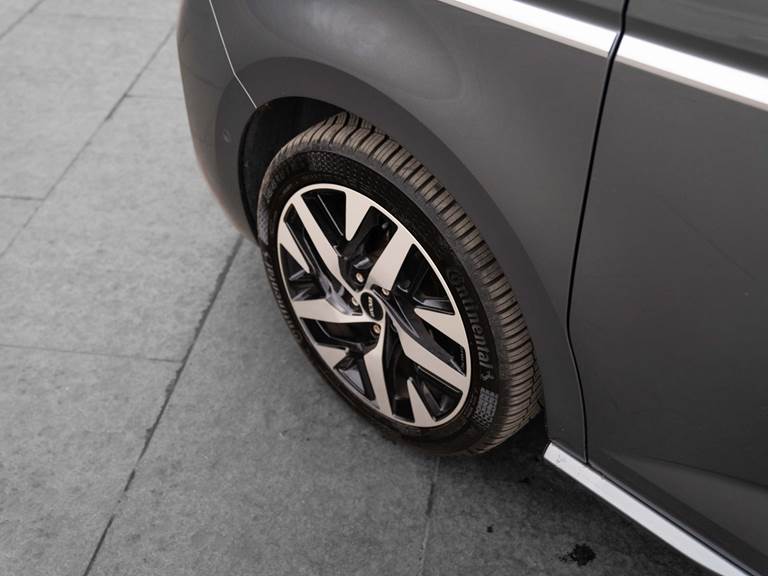 VW Multivan 1,4 eHybrid Style DSG kort