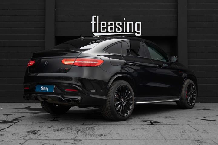Sort Mercedes GLE63 fra 2016